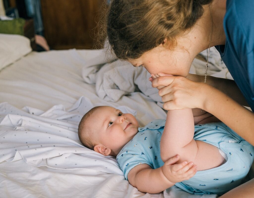 breastfeeding guide leads to a happier child